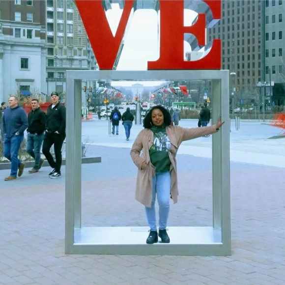 Posh Ambassador - Picture 15 of 15